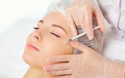 Tiêm căng bóng da mặt có hại không ? Sự thật mà ít ai biết về phương pháp làm đẹp này